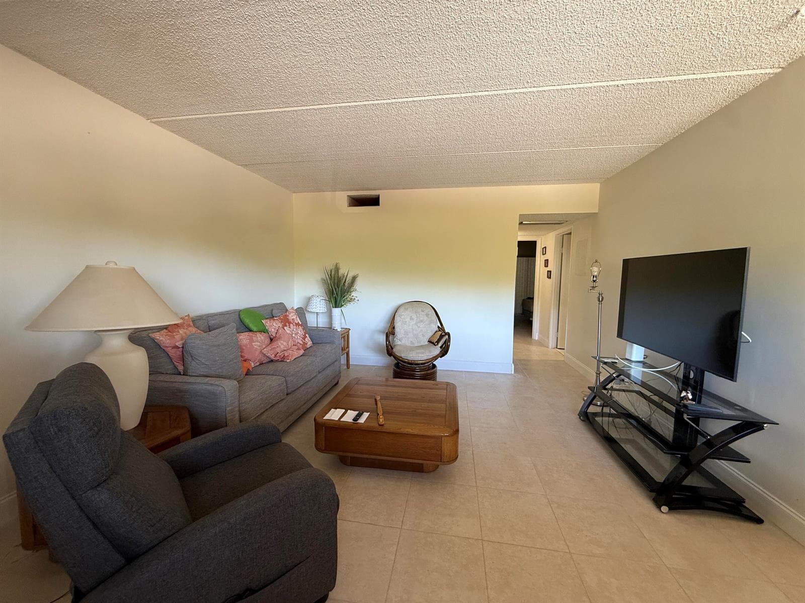 3300 Springdale Boulevard # 202, Palm Springs, FL 33461 photo 3