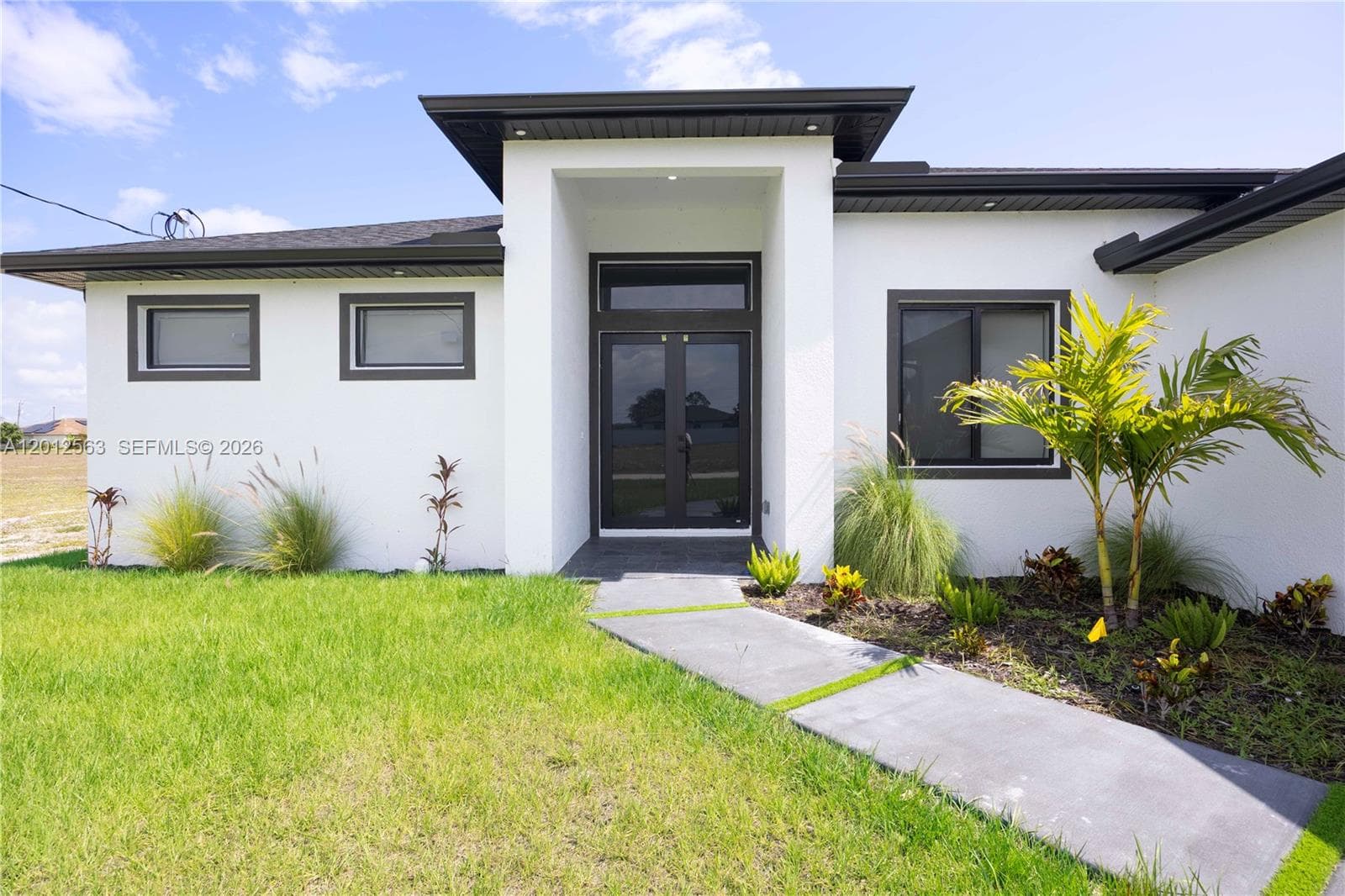 3605 NW 38th Ln, Cape Coral, FL 333993 photo 2