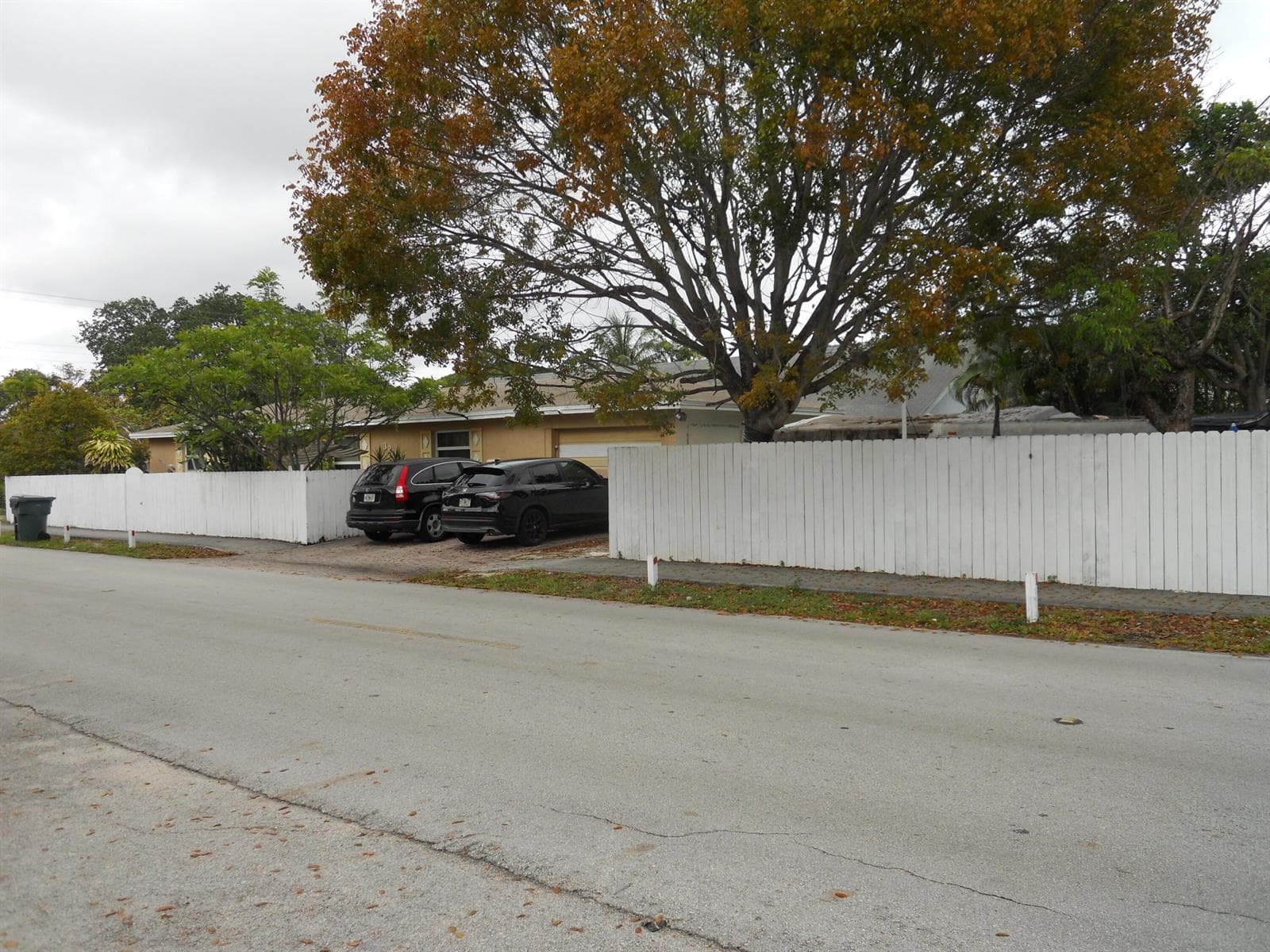 3290 NE 10th Avenue, Oakland Park, FL 33334 photo 3