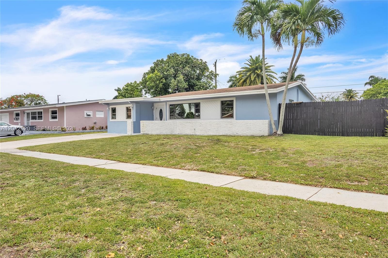 6133 NW 20th St, Margate, FL 33063 photo 2