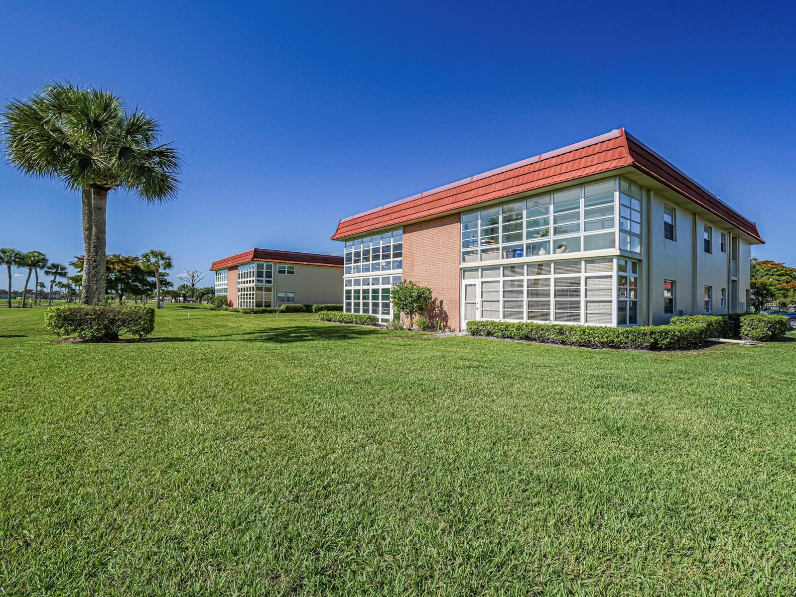 67 Royal Oak Drive # 206, Vero Beach, FL 32962 photo 3