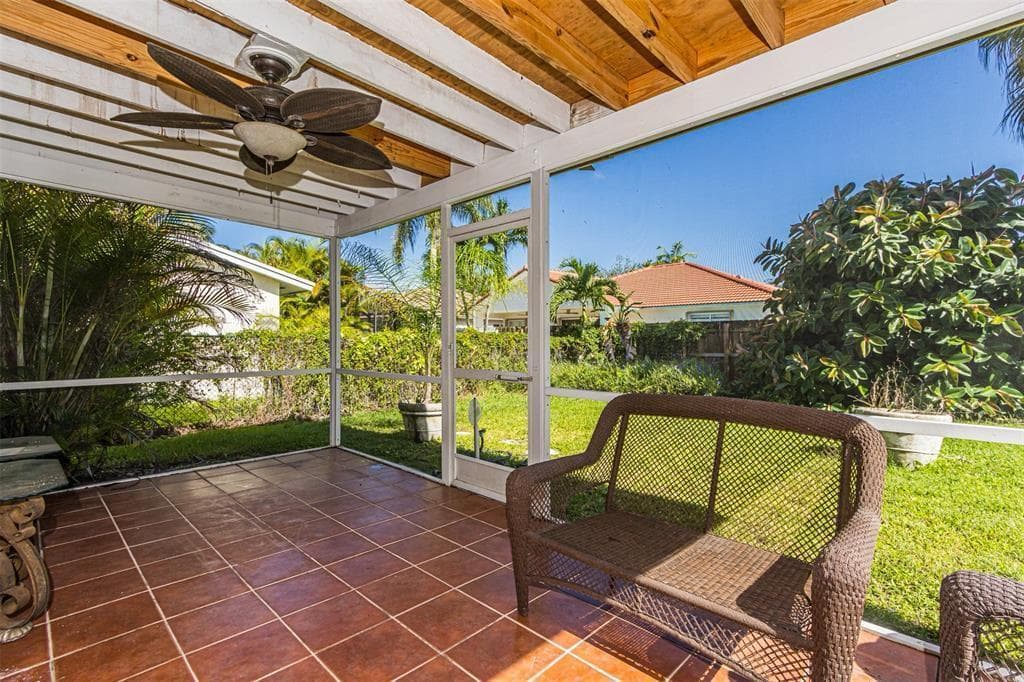 16841 Royal Poinciana Drive, Weston, FL 33326 photo 5