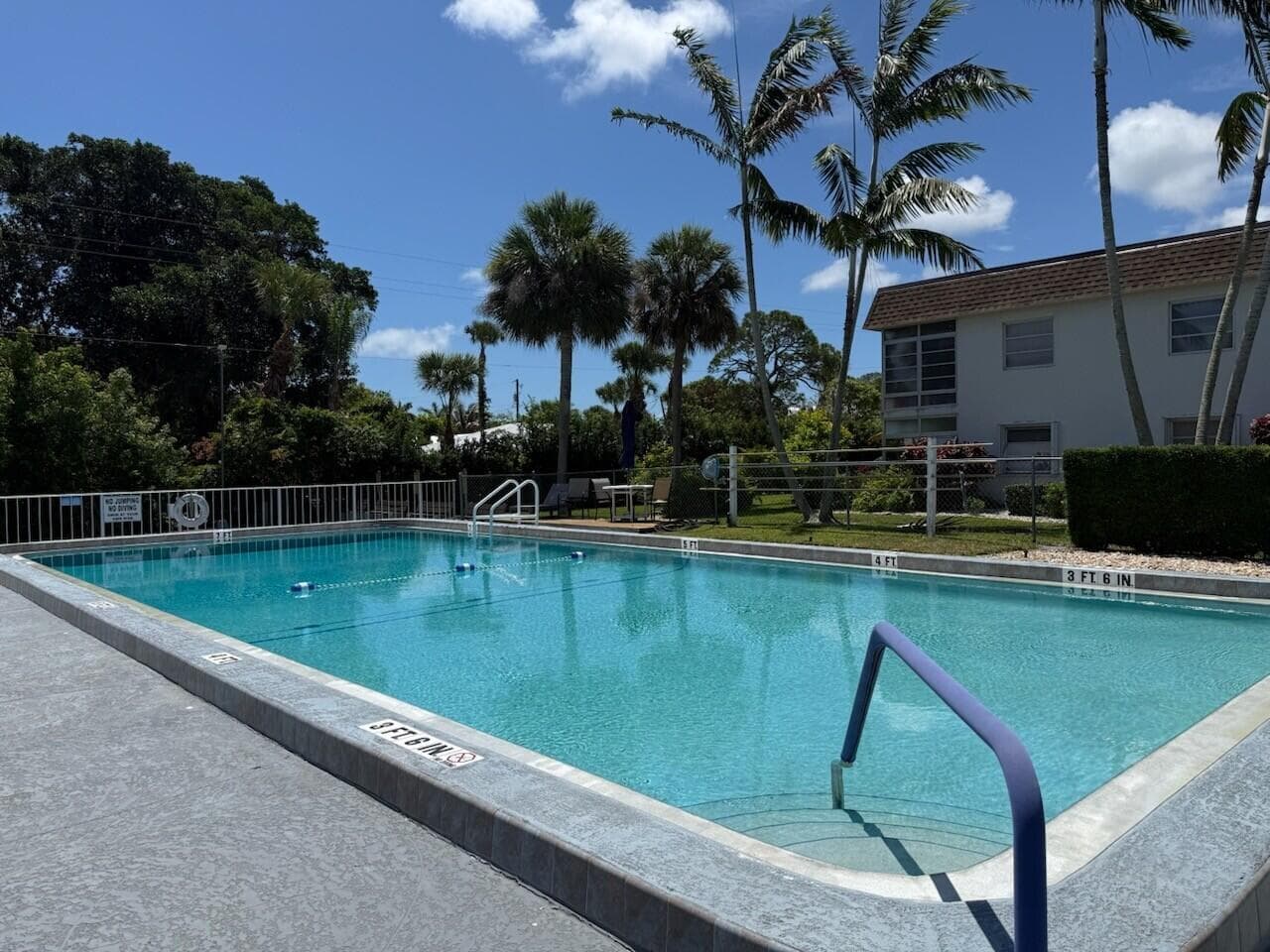 2950 SE Ocean Boulevard # 10-2, Stuart, FL 34996