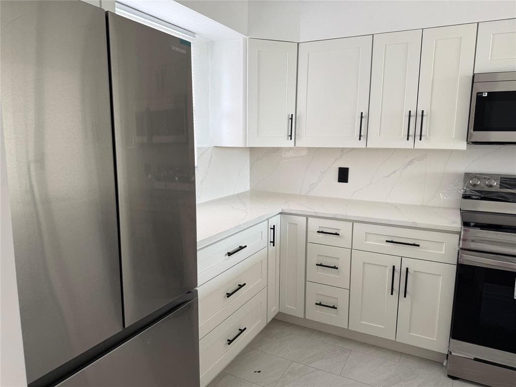 112 Royal Park Drive # 4b, Oakland Park, FL 33309 photo 3