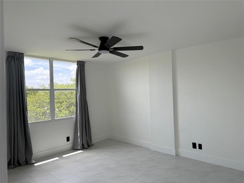 112 Royal Park Drive # 4b, Oakland Park, FL 33309 photo 5