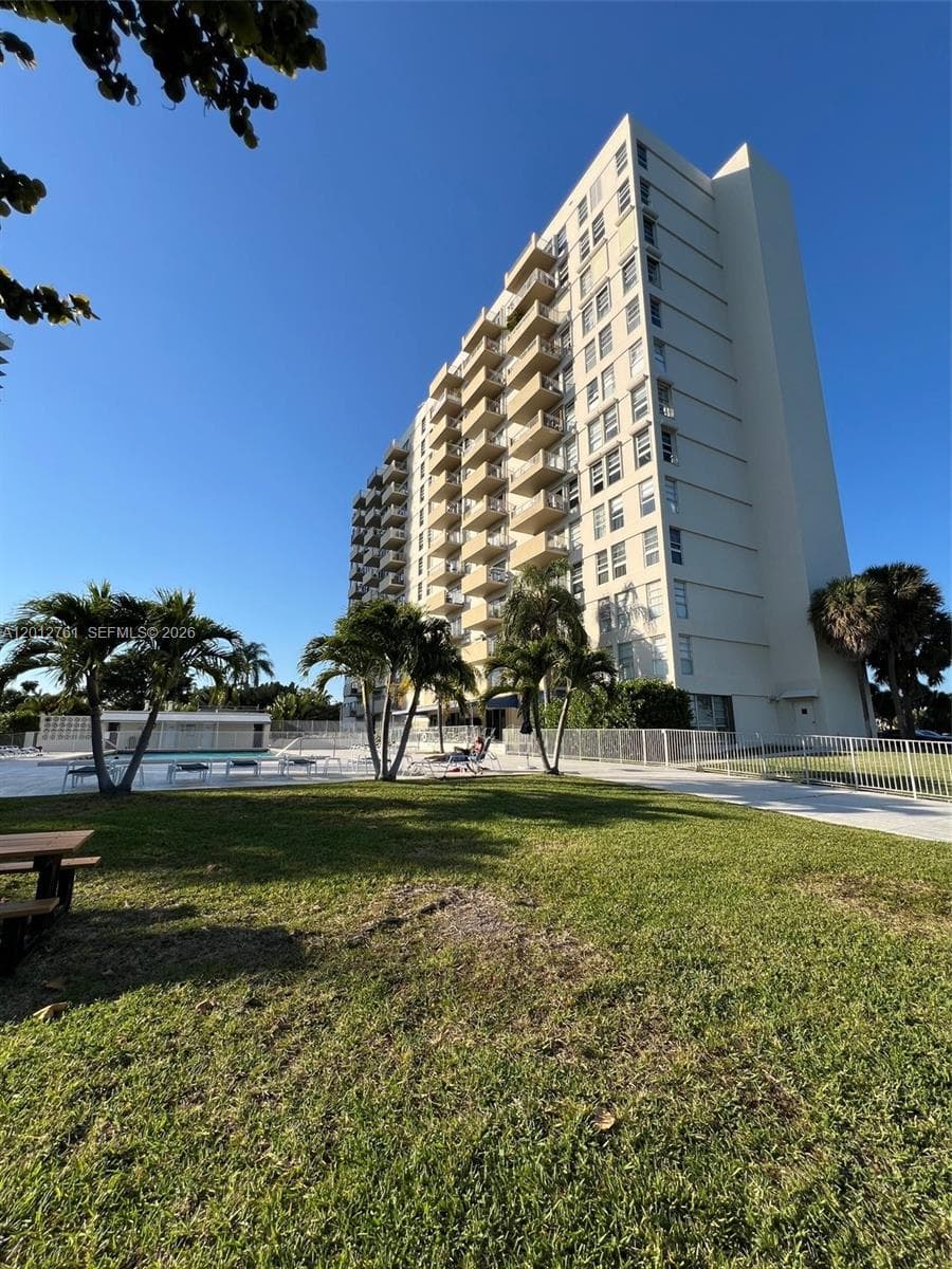 880 NE 69th St # 11M, Miami, FL 33138 photo 5
