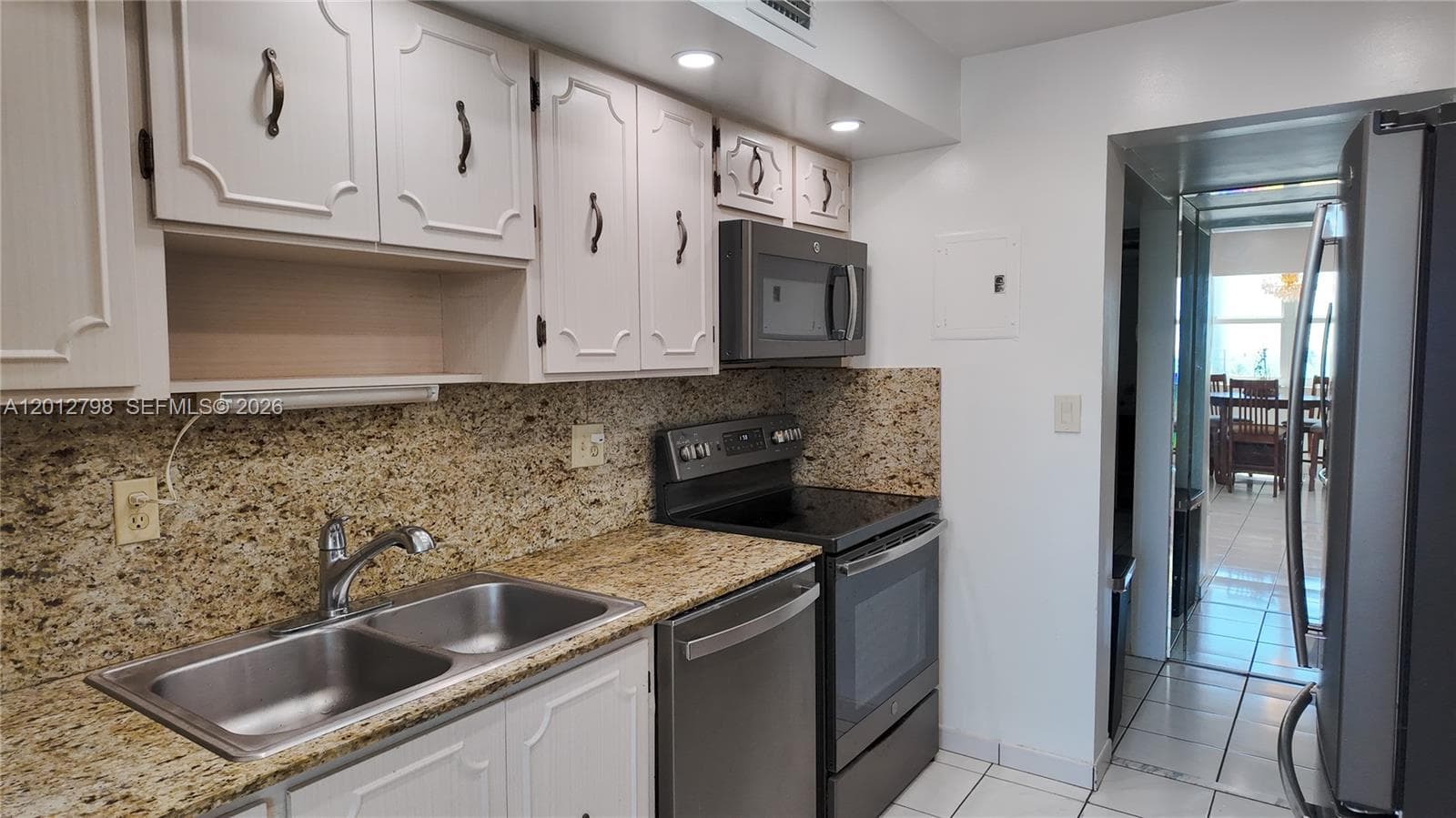 3113 S Ocean Dr # 506, Hallandale Beach, FL 33009 photo 4