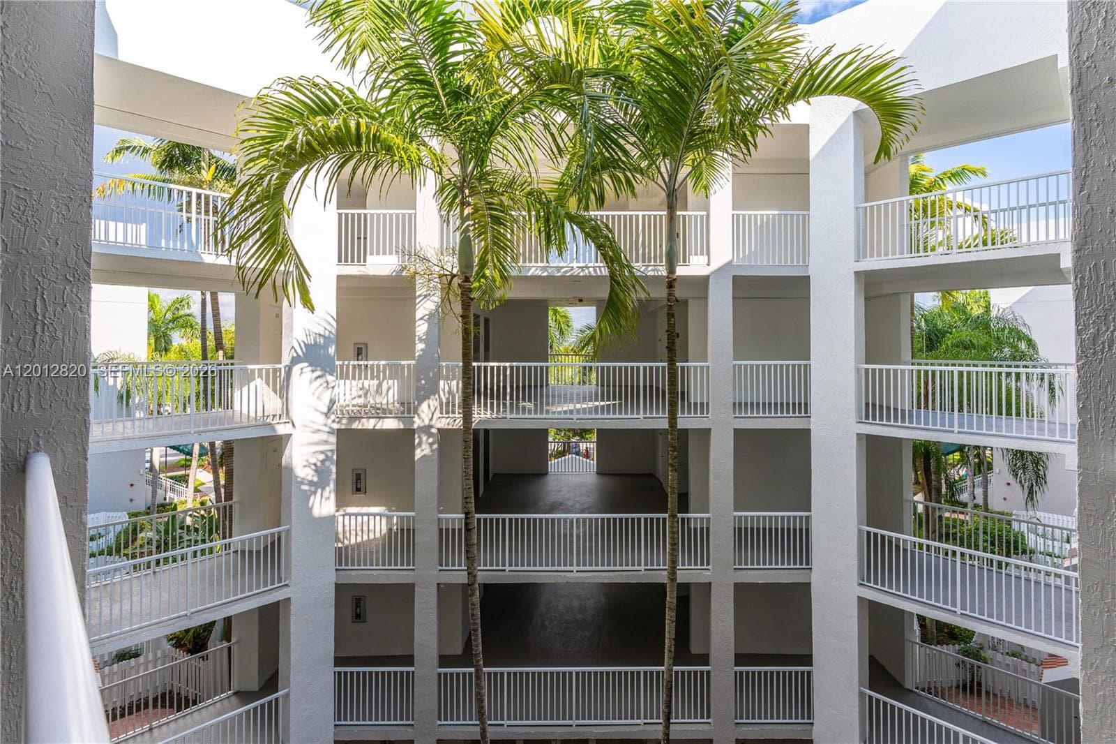 10750 NW 66th St # 408, Doral, FL 33178 photo 3