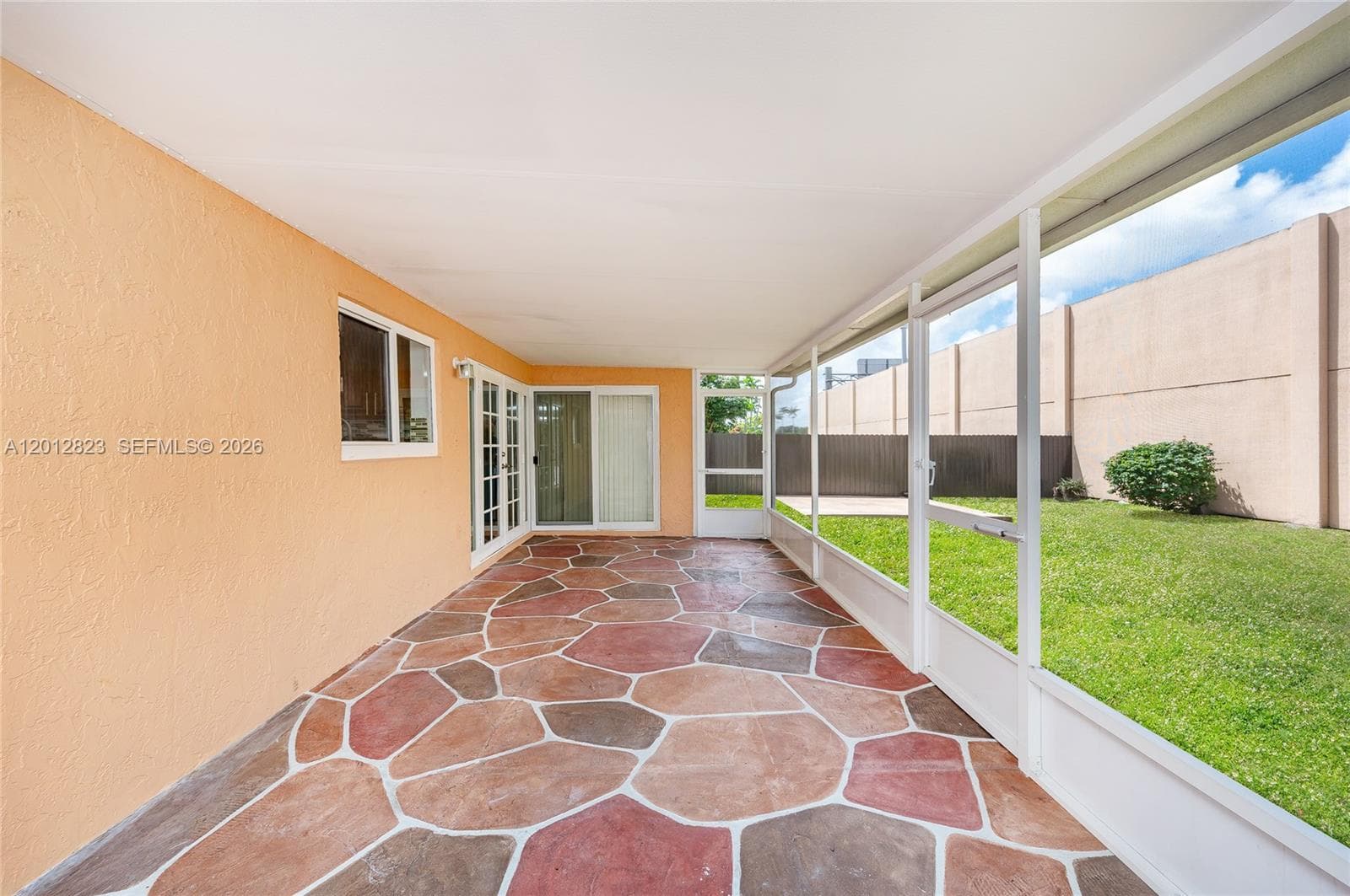 1007 NW 106th Ave Cir, Miami, FL 33172 photo 5