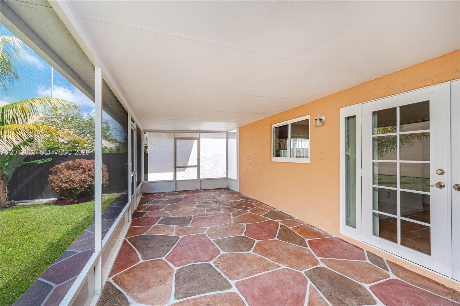 1007 NW 106th Ave Cir, Miami, FL 33172 photo 4
