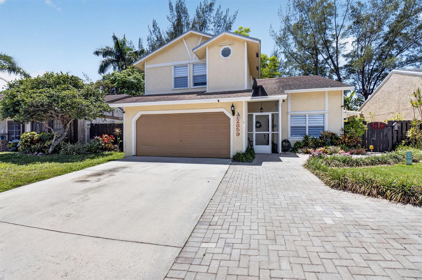 22859 N Sandalfoot Boulevard, Boca Raton, FL 33428 photo 2