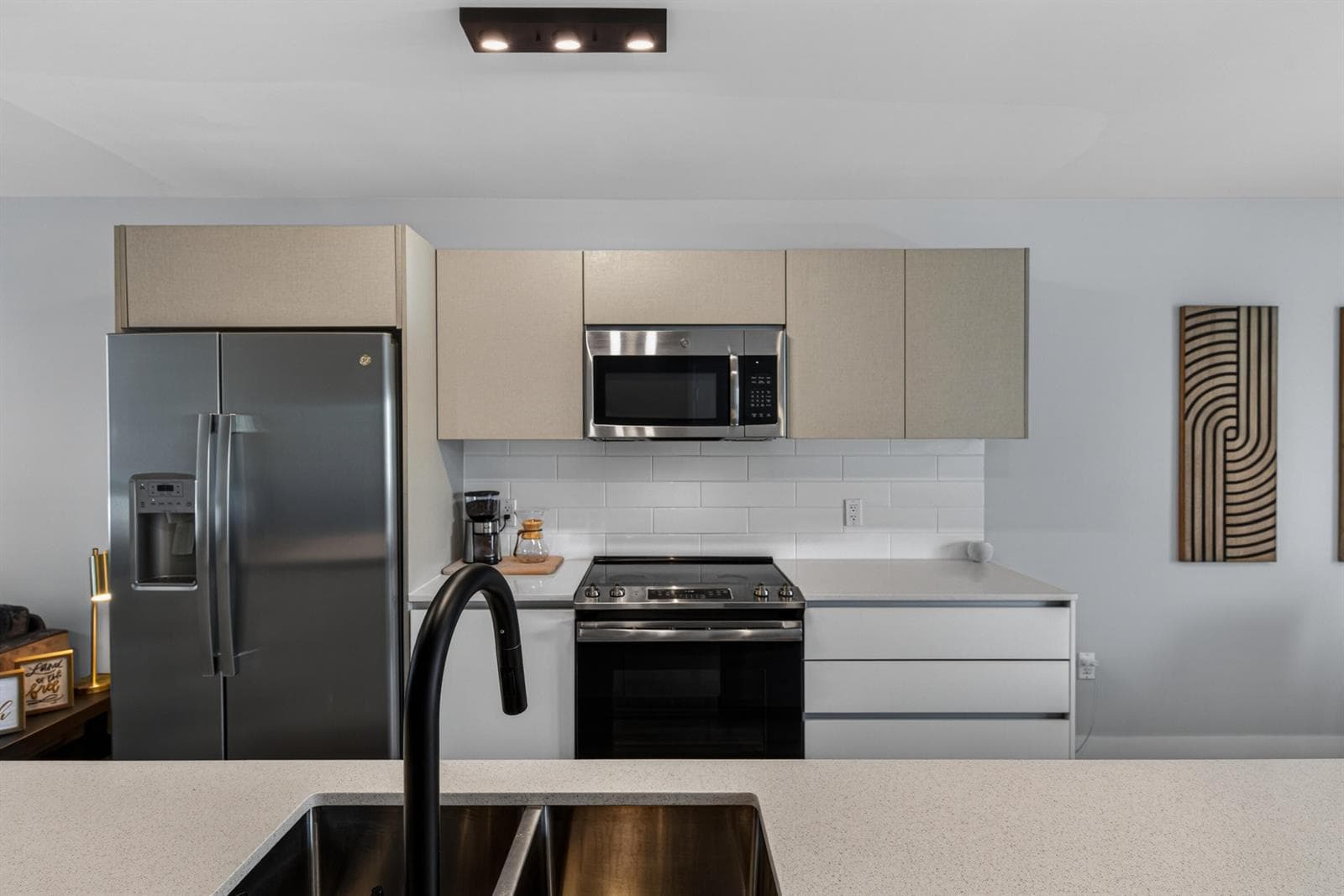 2535 NE 193rd Street # 3203, Miami, FL 33180 photo 4