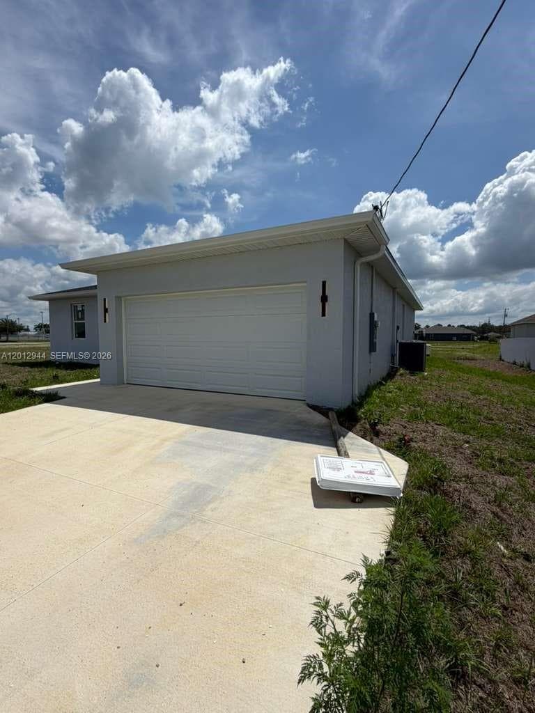 3629 E Gator Cir, Cape Coral, FL 33909 photo 4