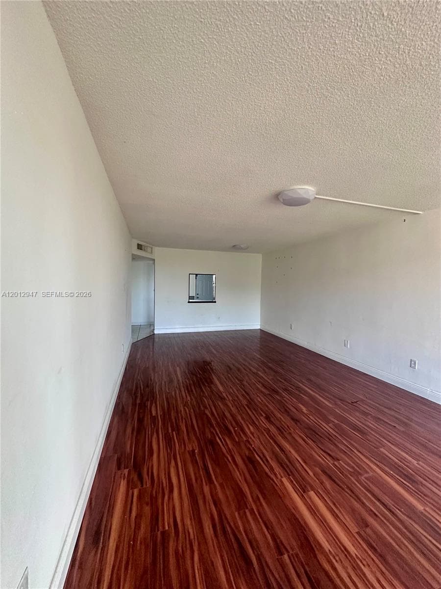 1501 NE 191st St # C412, Miami, FL 33179 photo 2