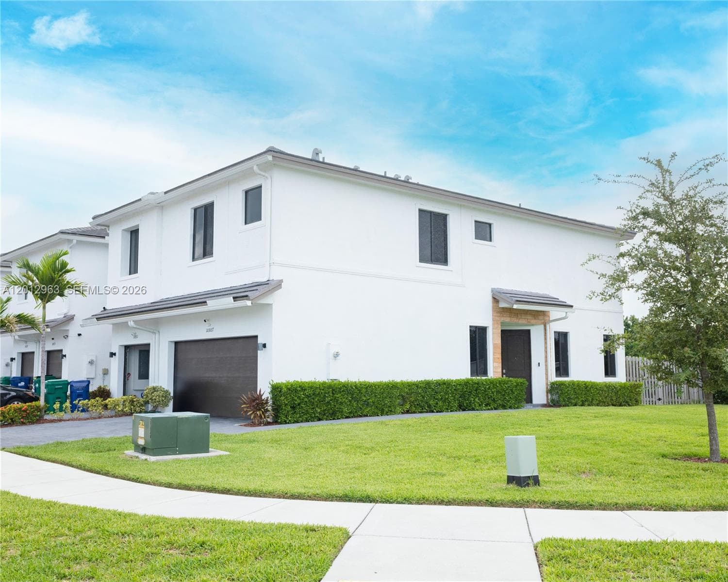 10807 SW 232nd Ter, Homestead, FL 33032 photo 2