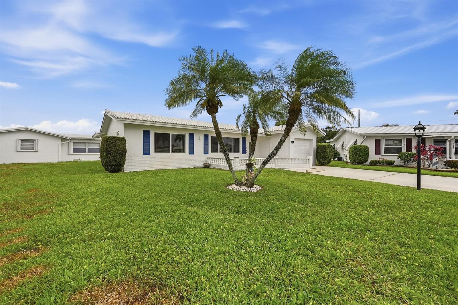 1316 SW 23rd Street, Boynton Beach, FL 33426 photo 2