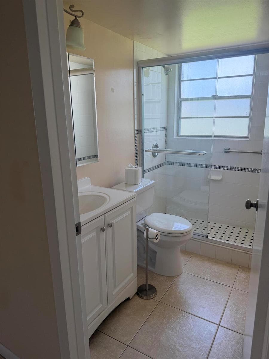 137 Fanshaw D, Boca Raton, FL 33434 photo 4