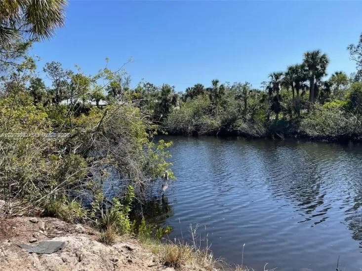 14375 Howard Avenue, Port Charlotte, FL 33953