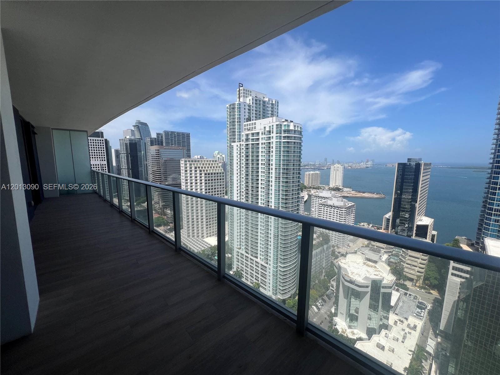 1010 Brickell Ave # 3704, Miami, FL 33131 photo 2