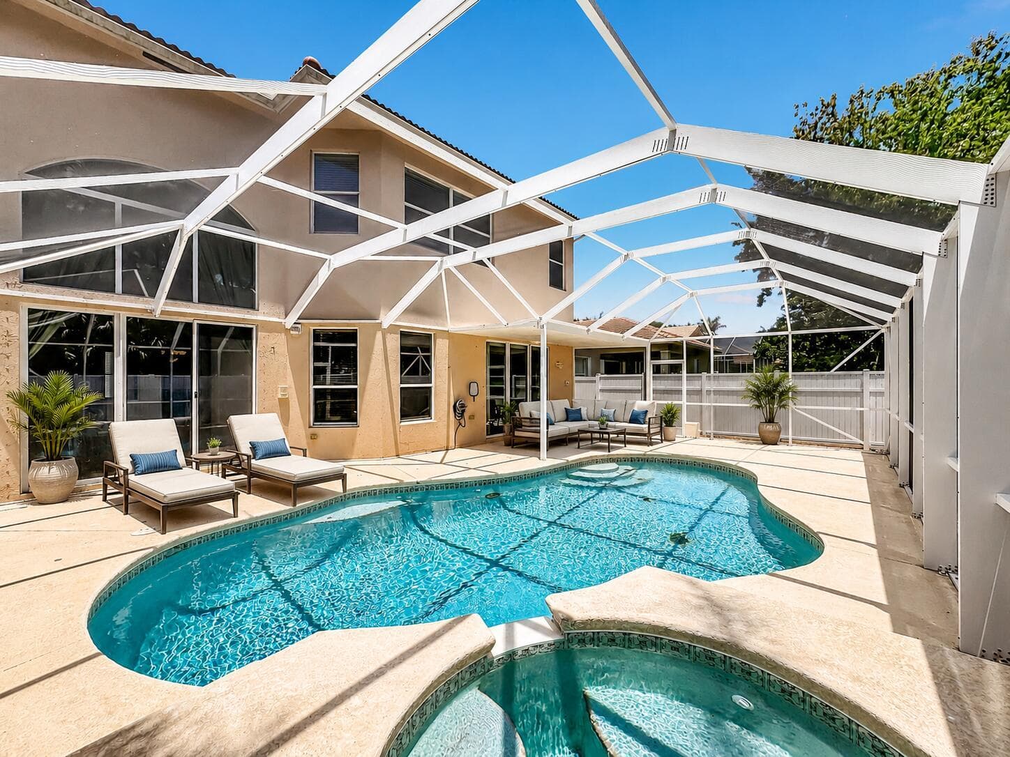 5747 Sunberry Circle, Fort Pierce, FL 34951 photo 2