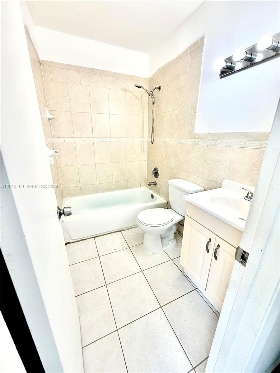 22221 SW 103rd Ct # 0, Miami, FL 33190 photo 4