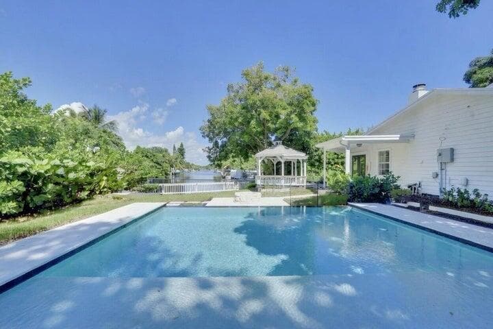 1808 N 17th Ave Avenue N, FL 33460 photo 2