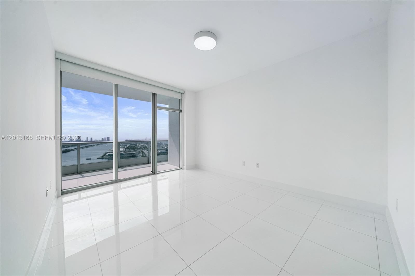 900 Biscayne Blvd # 4006, Miami, FL 33132 photo 5