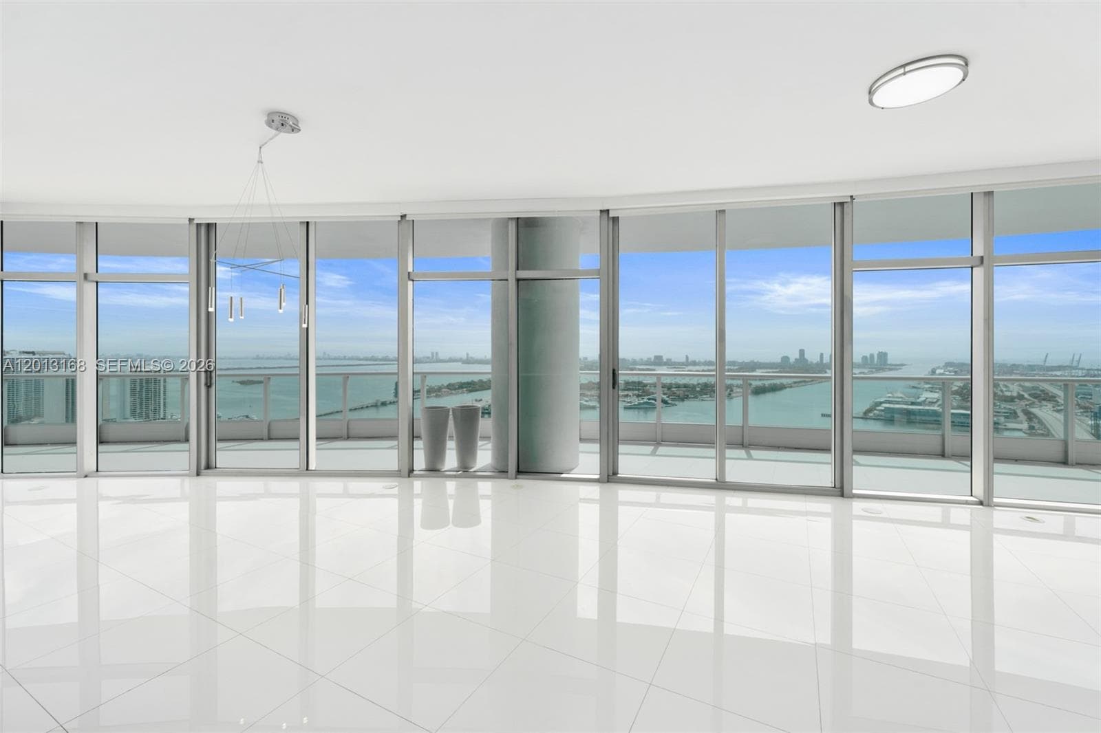 900 Biscayne Blvd # 4006, Miami, FL 33132 photo 4