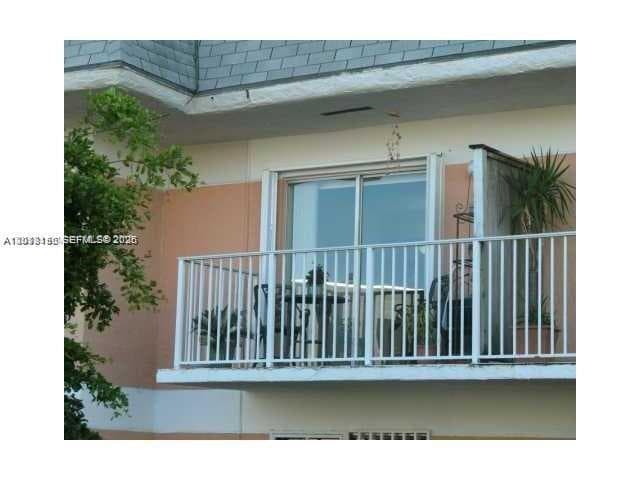 260 NW 107th Ave # 207, Miami, FL 33172 photo 2