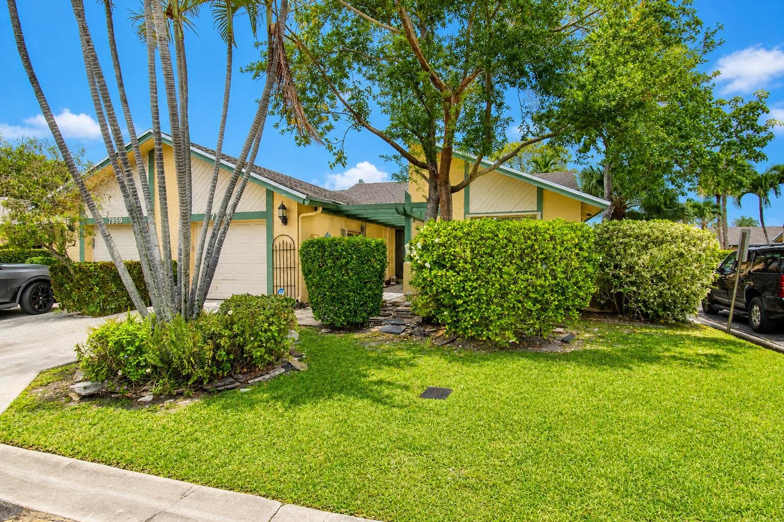 7951 Little Lane, Boca Raton, FL 33433 photo 2