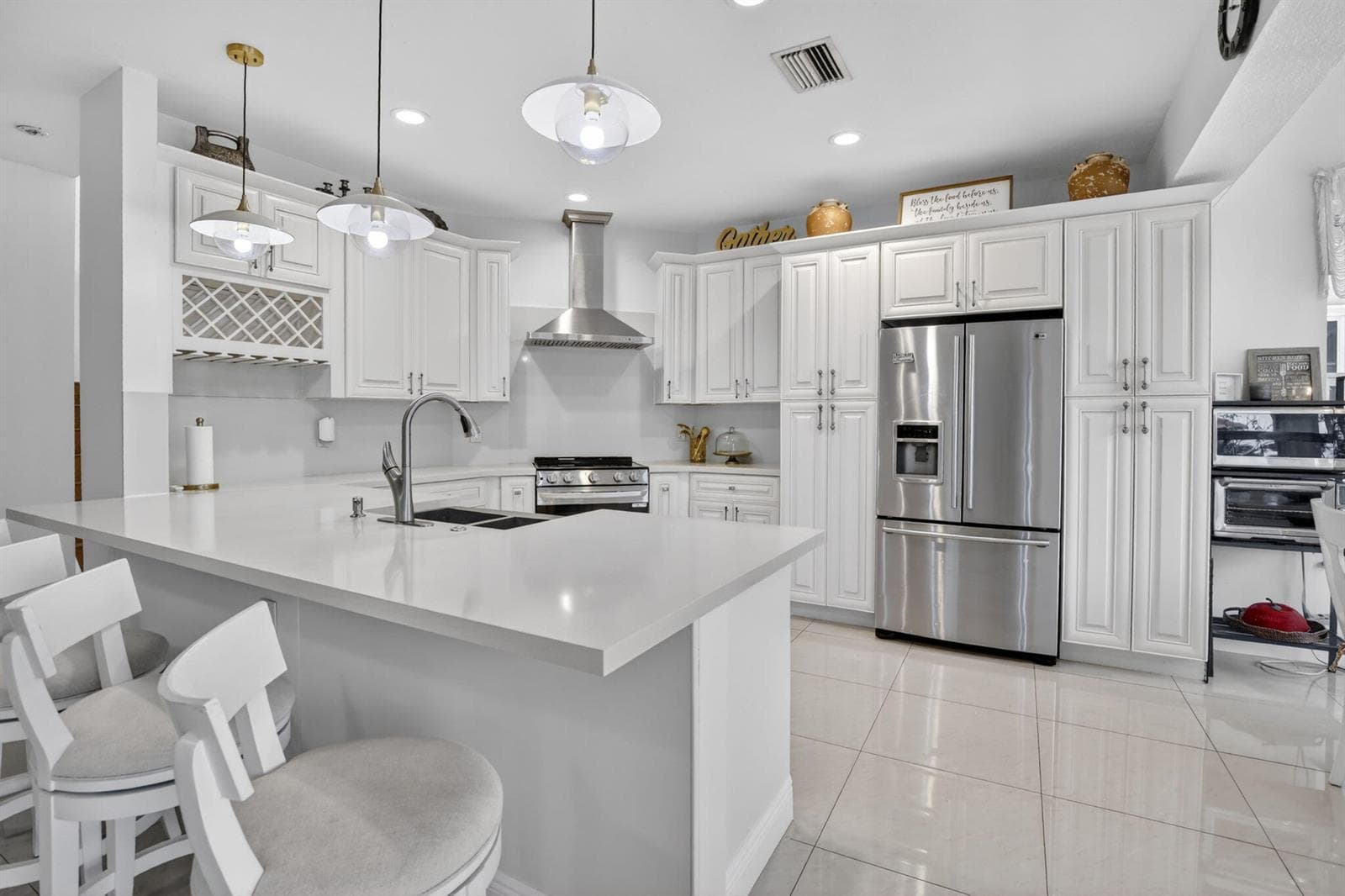 711 Heritage Way, Weston, FL 33326 photo 2