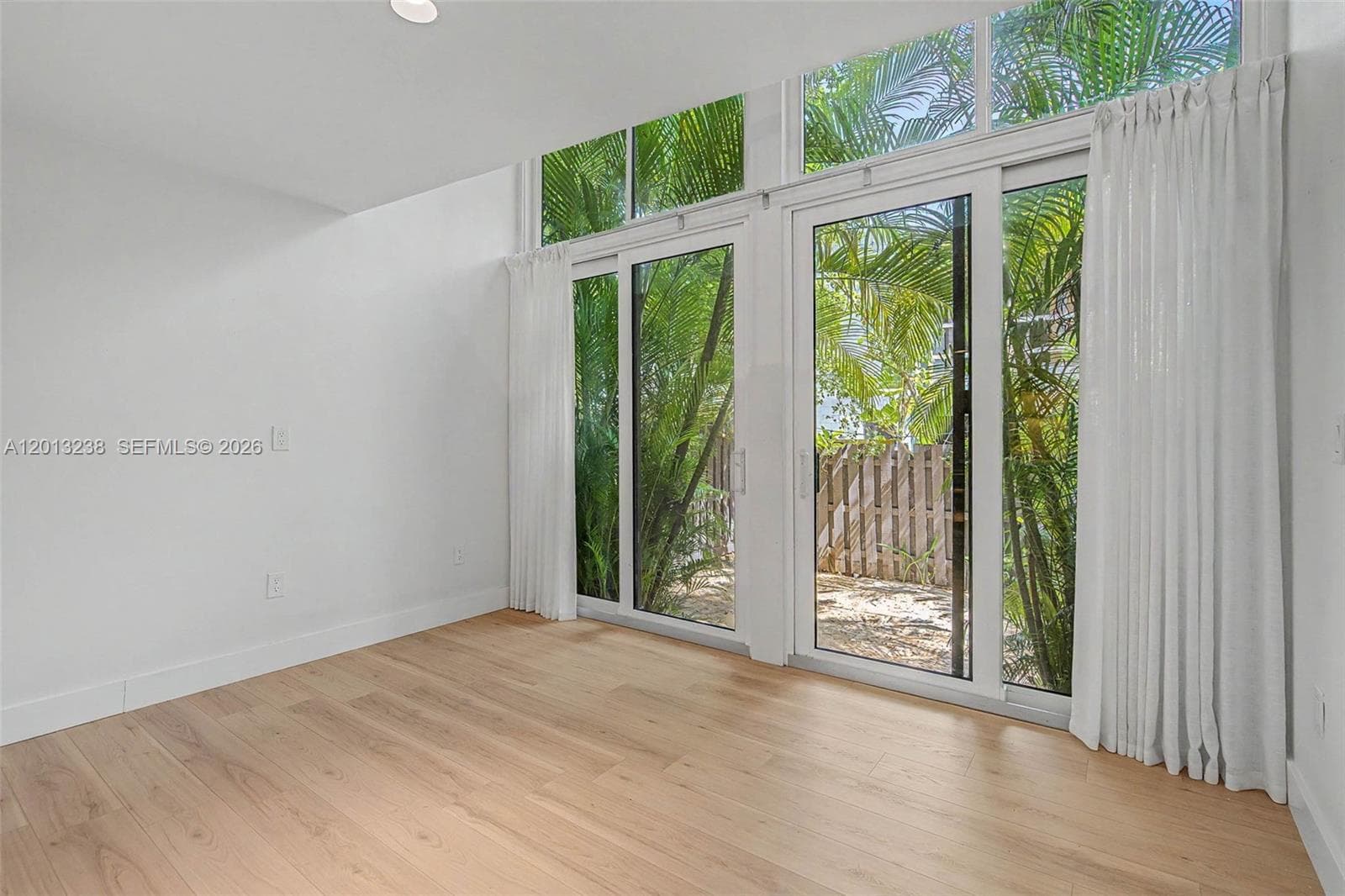 2984 Mary St, Miami, FL 33133 photo 4