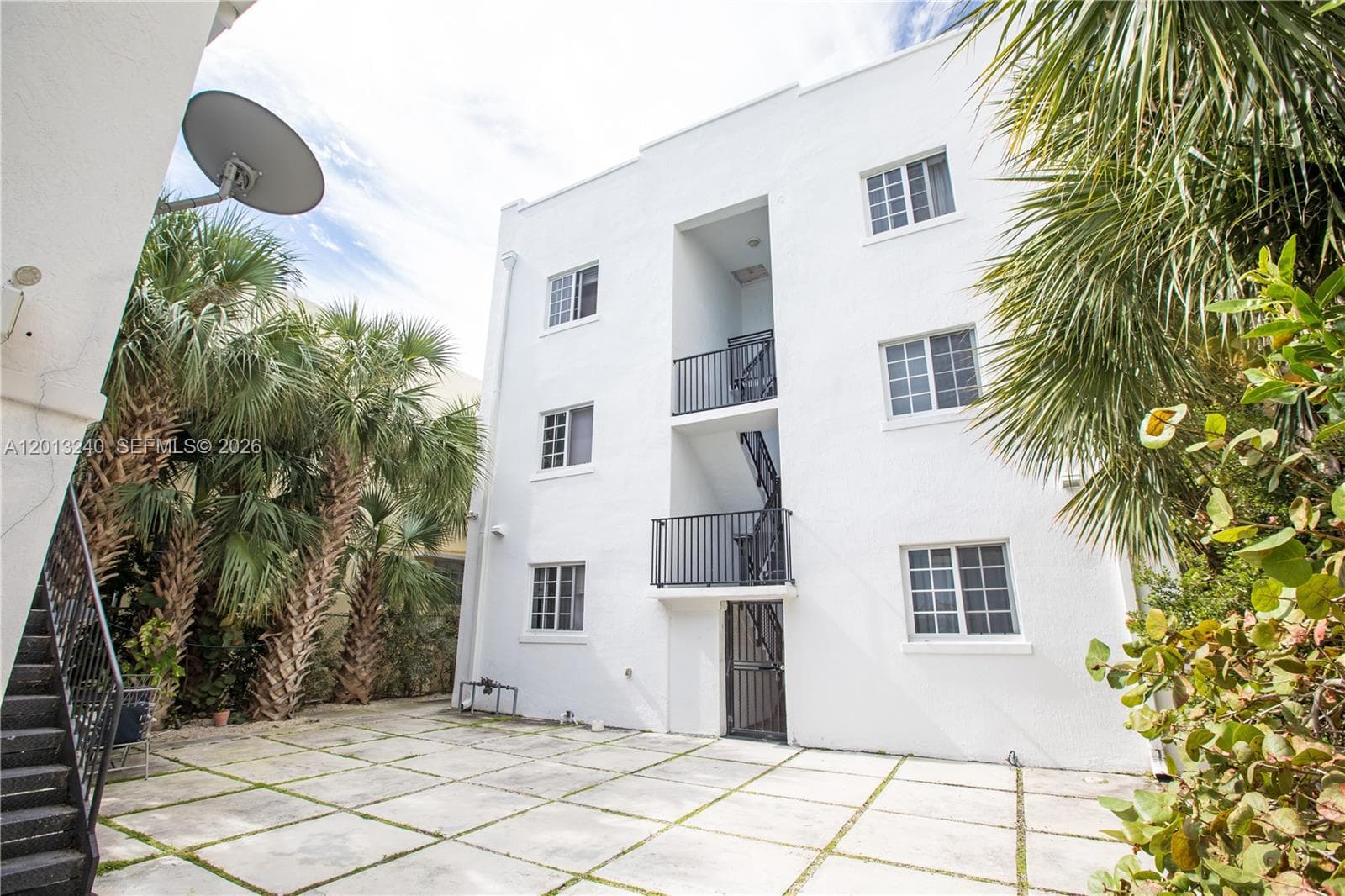1345 Pennsylvania Ave, Miami Beach, FL 33139 photo 4