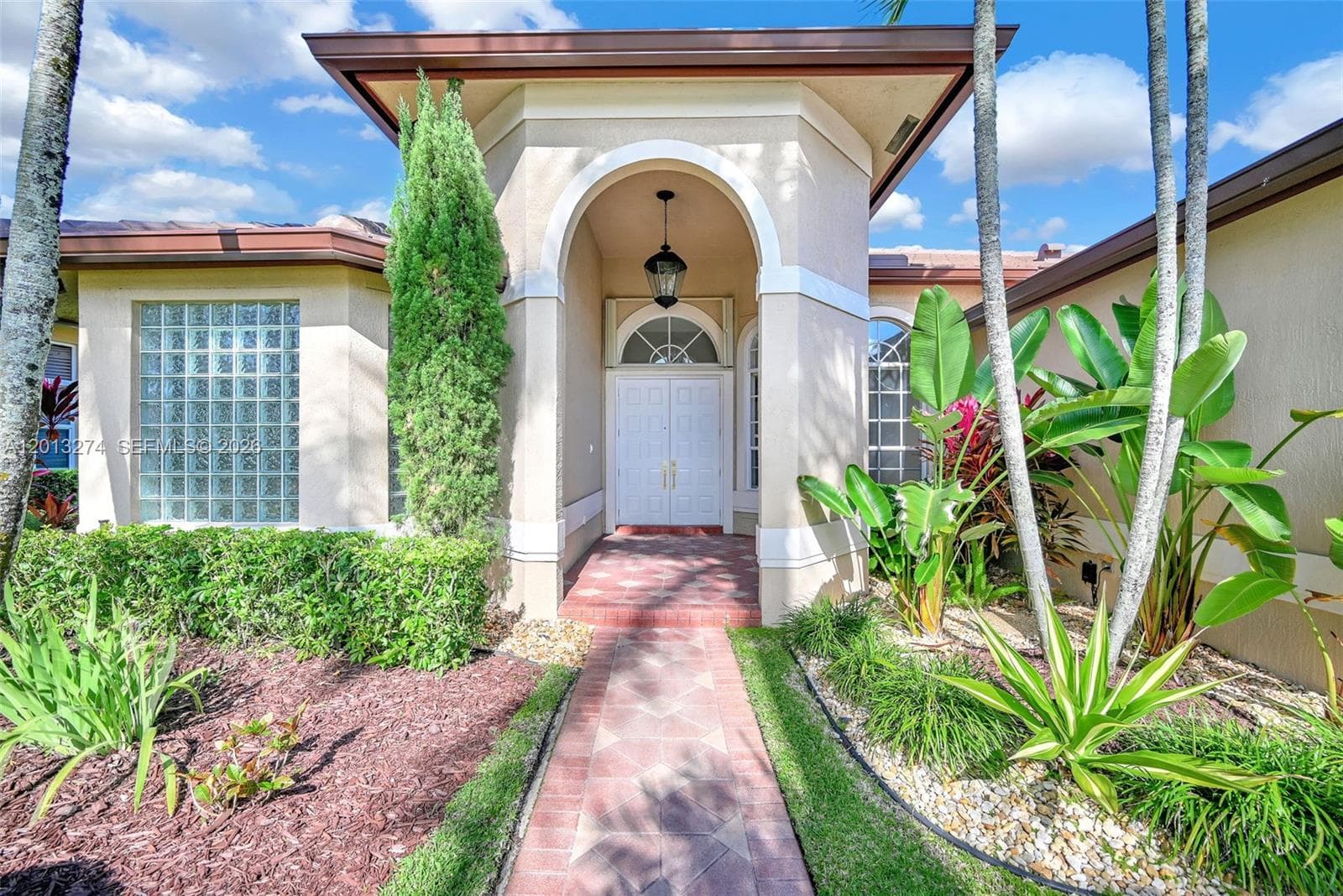 2553 Jardin Manor, Weston, FL 33327 photo 2