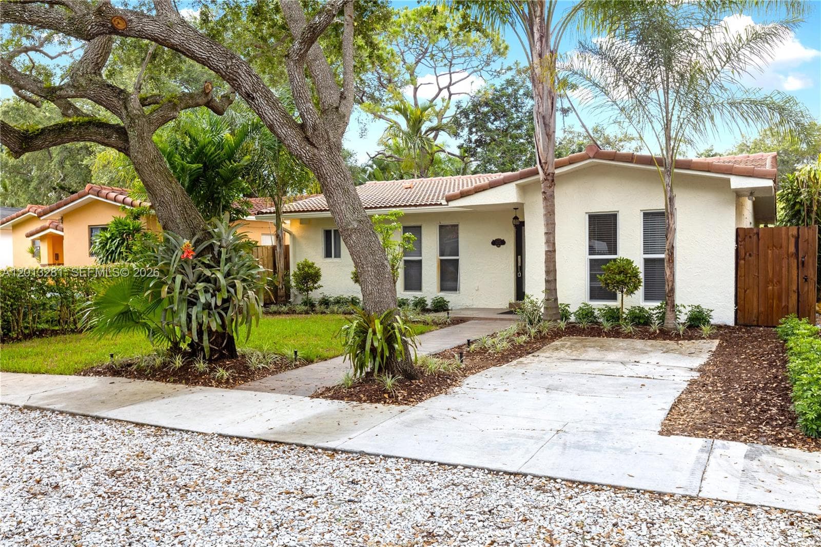 5770 SW 55 st, Miami, FL 33155 photo 2