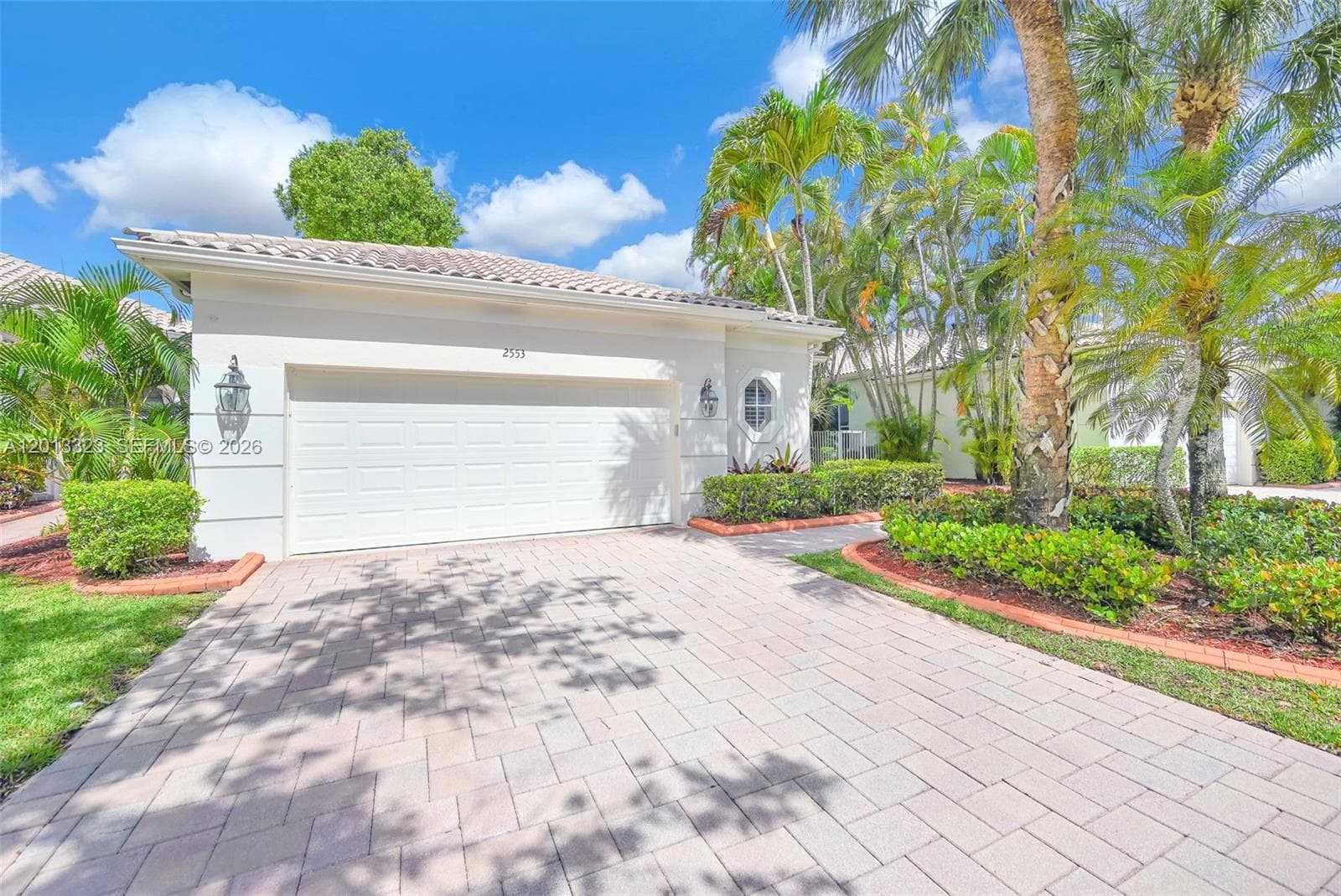 2553 Bay Pointe Drive, Weston, FL 33327 photo 2