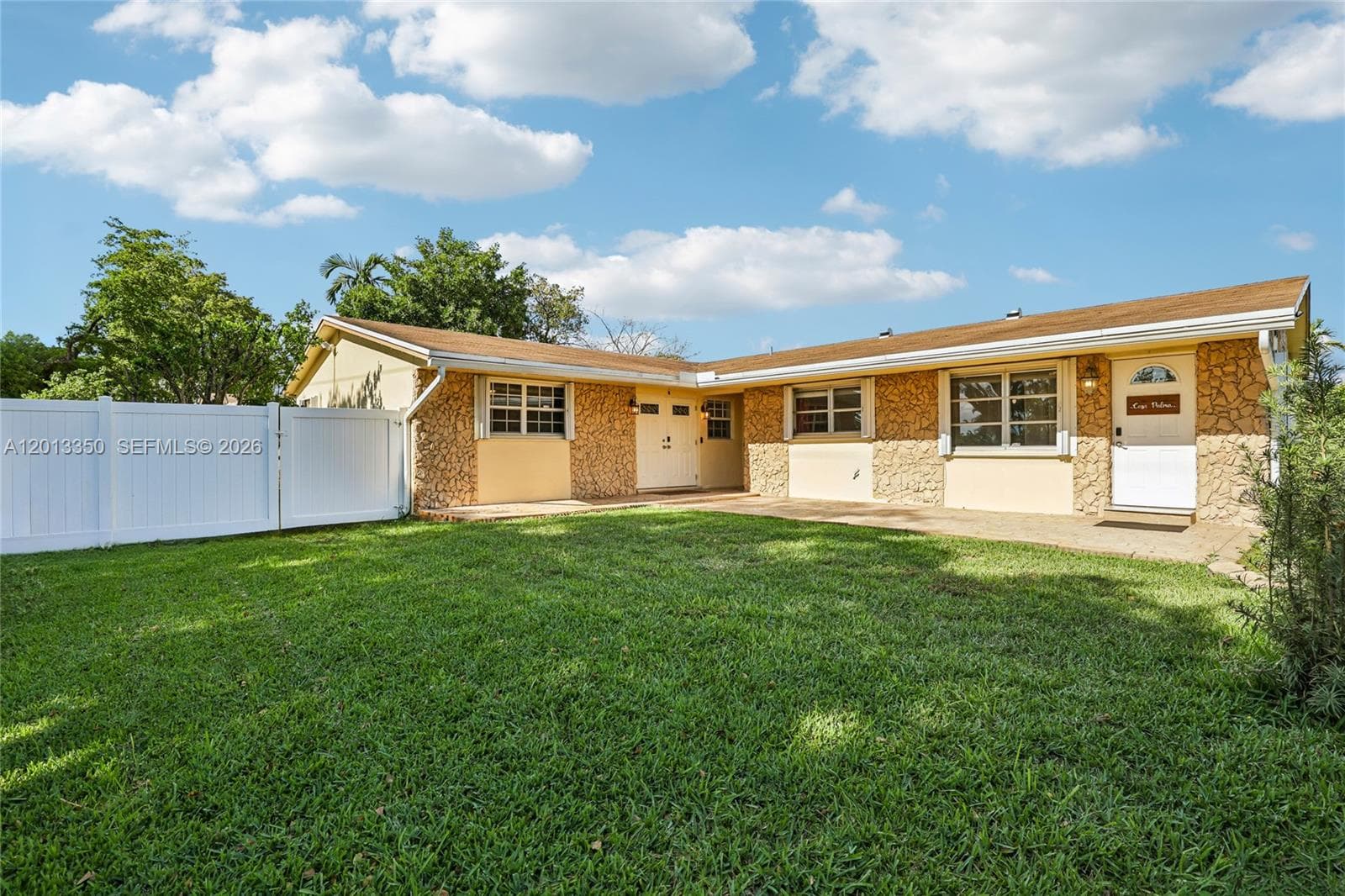 108 SE 4th Ter, Dania Beach, FL 33004 photo 2