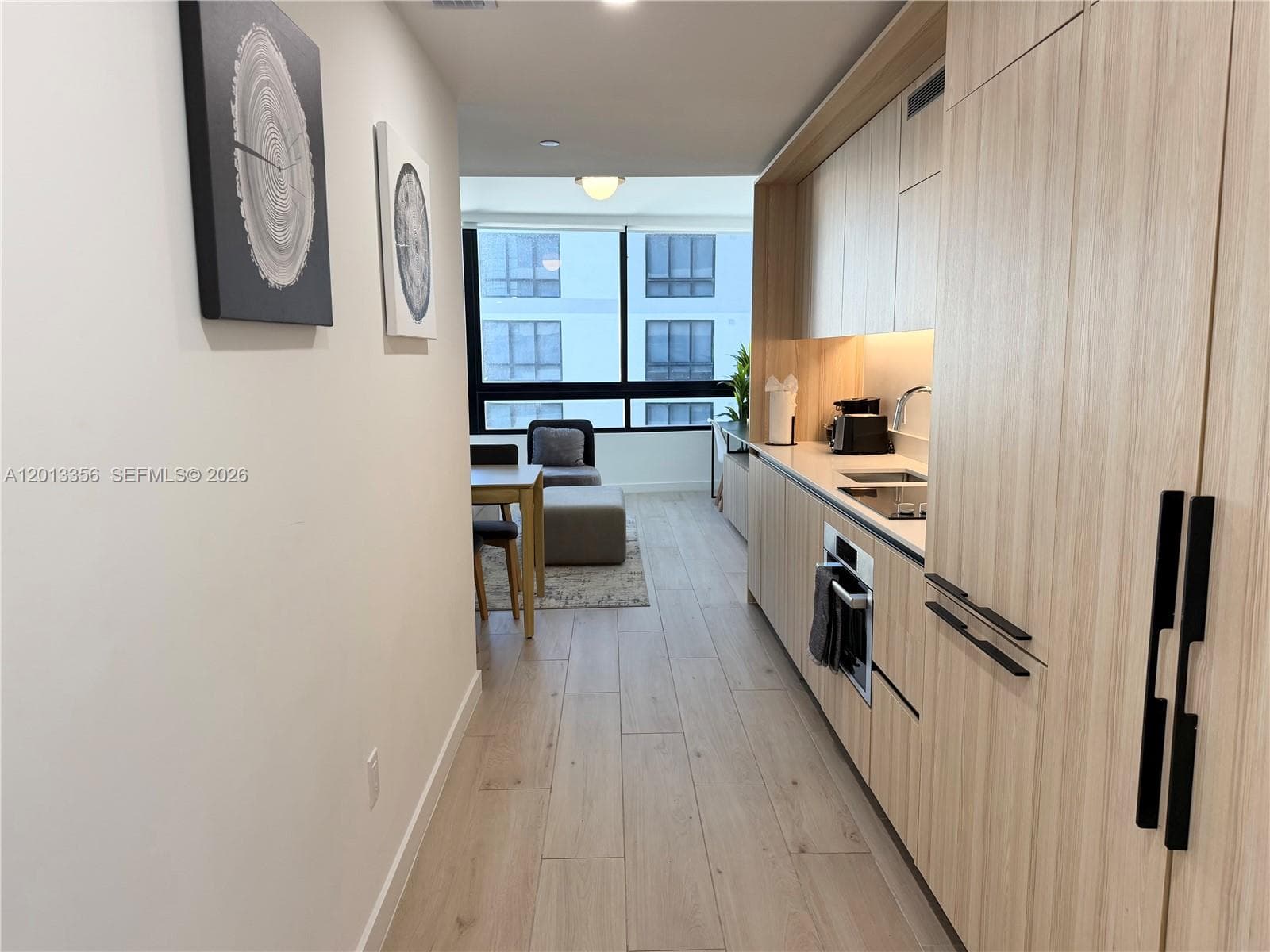 225 N Miami Ave # 1412, Miami, FL 33128