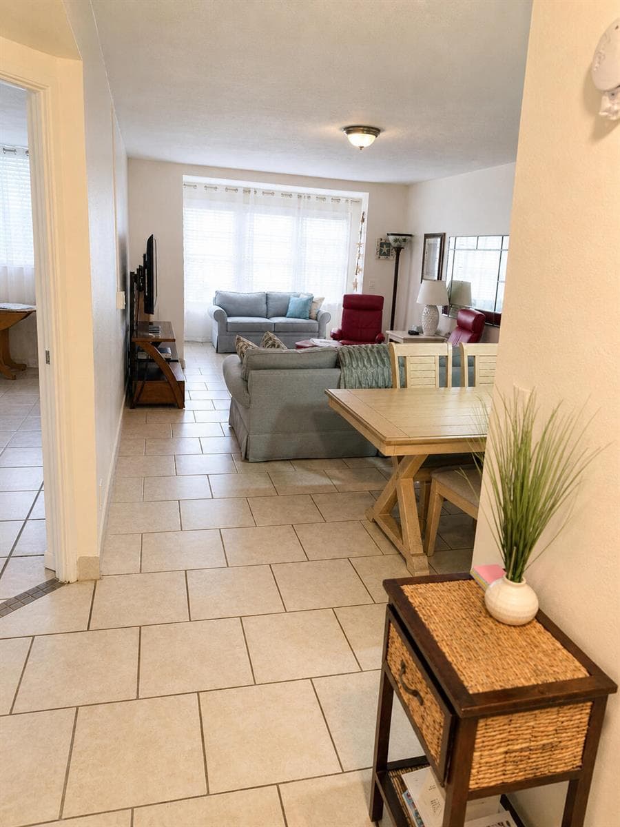 2841 Somerset Drive # 107, Lauderdale Lakes, FL 33311 photo 4