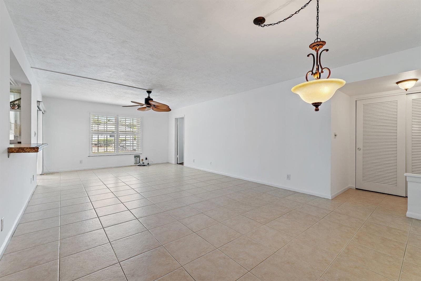 5570 Tamberlane Circle # 131, Palm Beach Gardens, FL 33418 photo 5