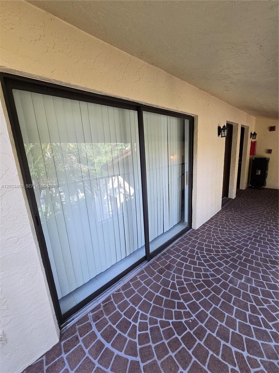 2050 Oleander Blvd # 9-206, Fort Pierce, FL 34950 photo 5