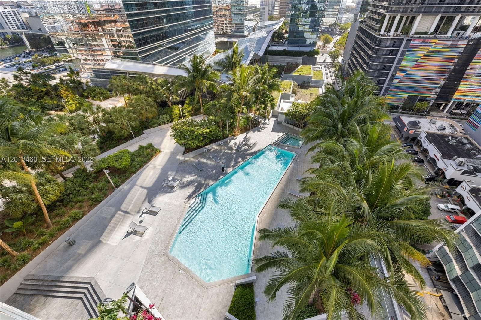 88 SW 7th St # 1201, Miami, FL 33130 photo 2