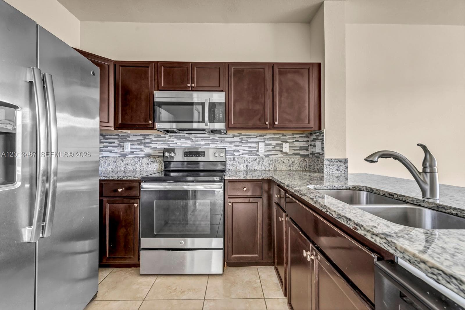 134 SE 28th Ter # 20, Homestead, FL 33033 photo 4