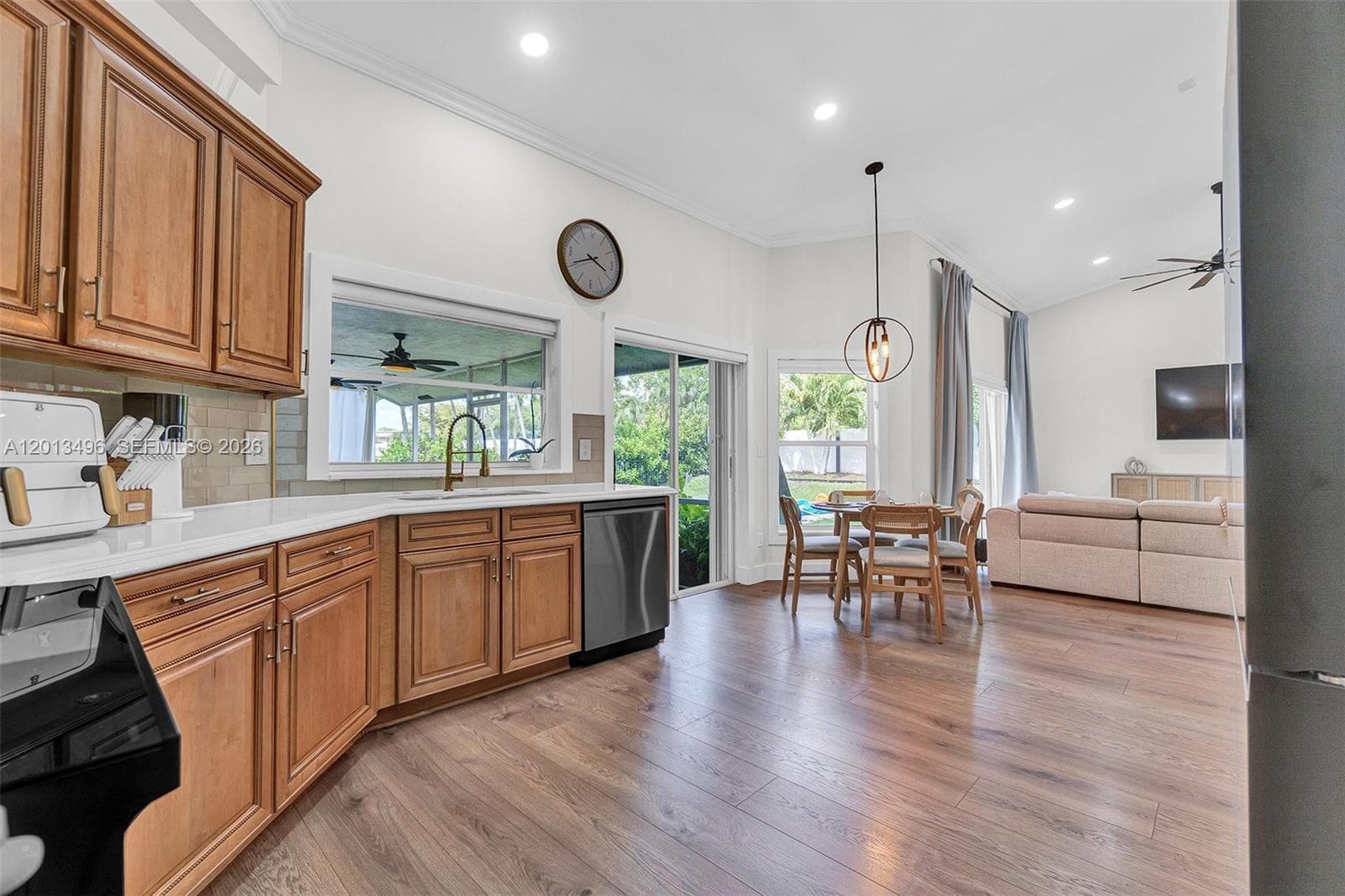 4133 NW 81st Ter, Coral Springs, FL 33065 photo 2