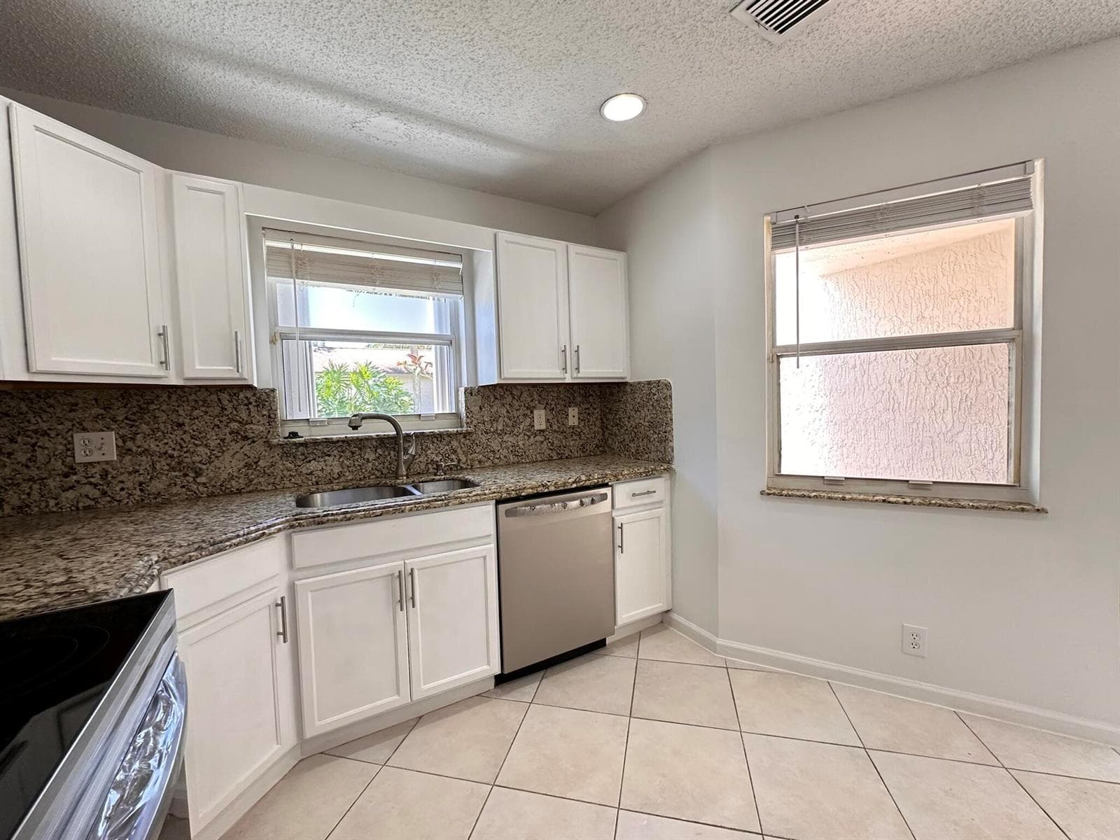 703 Crosswinds Drive, FL 33413 photo 2