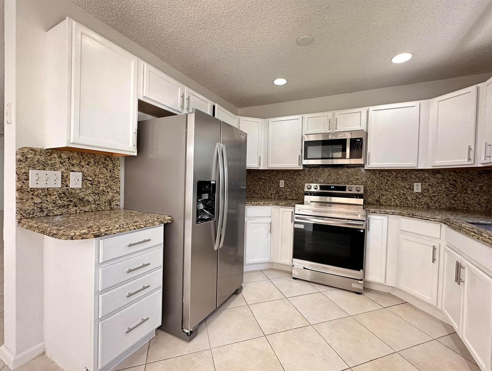 703 Crosswinds Drive, FL 33413 photo 3