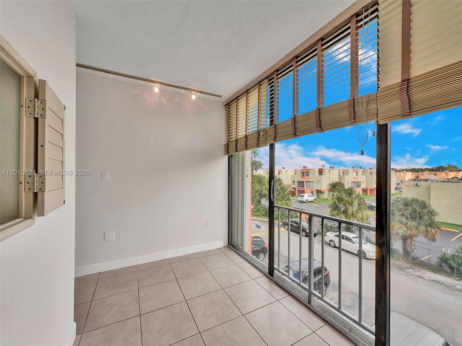 9420 W Flagler St # 312, Miami, FL 33174 photo 5