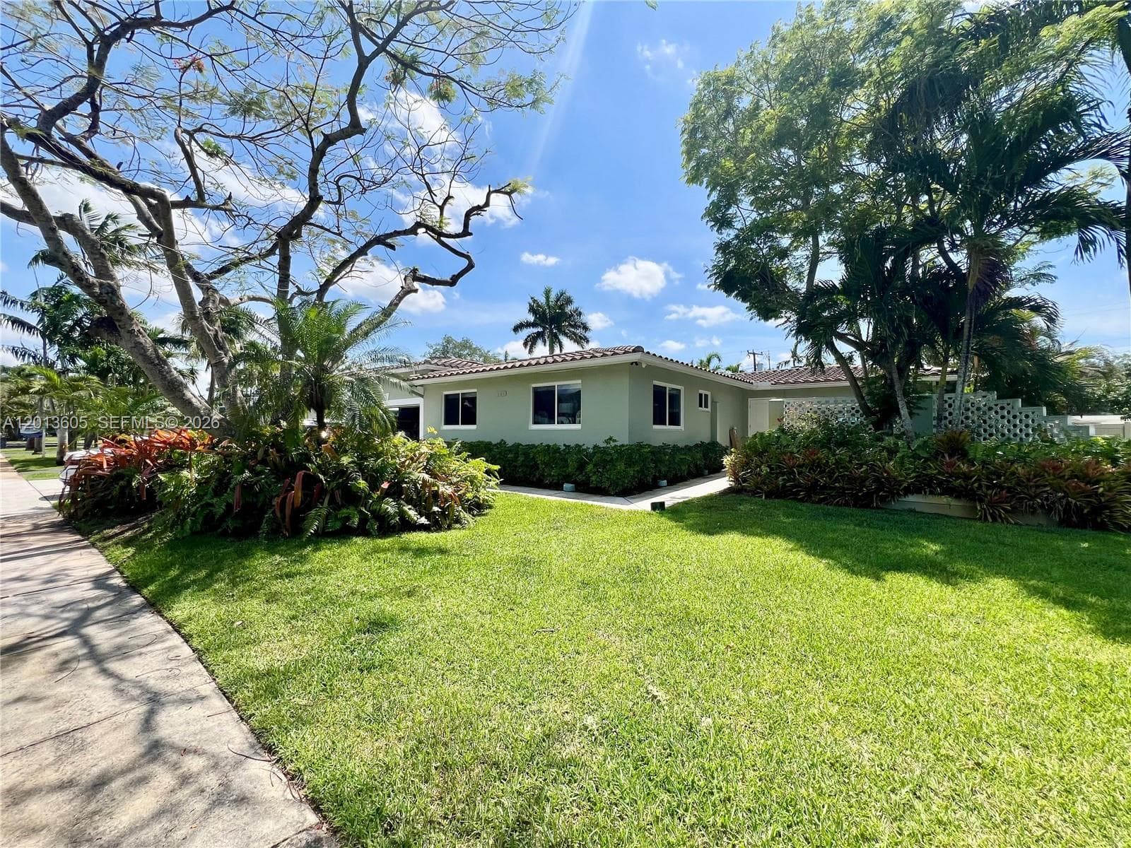 101 SW 58th Ave # 101, Plantation, FL 33317 photo 2