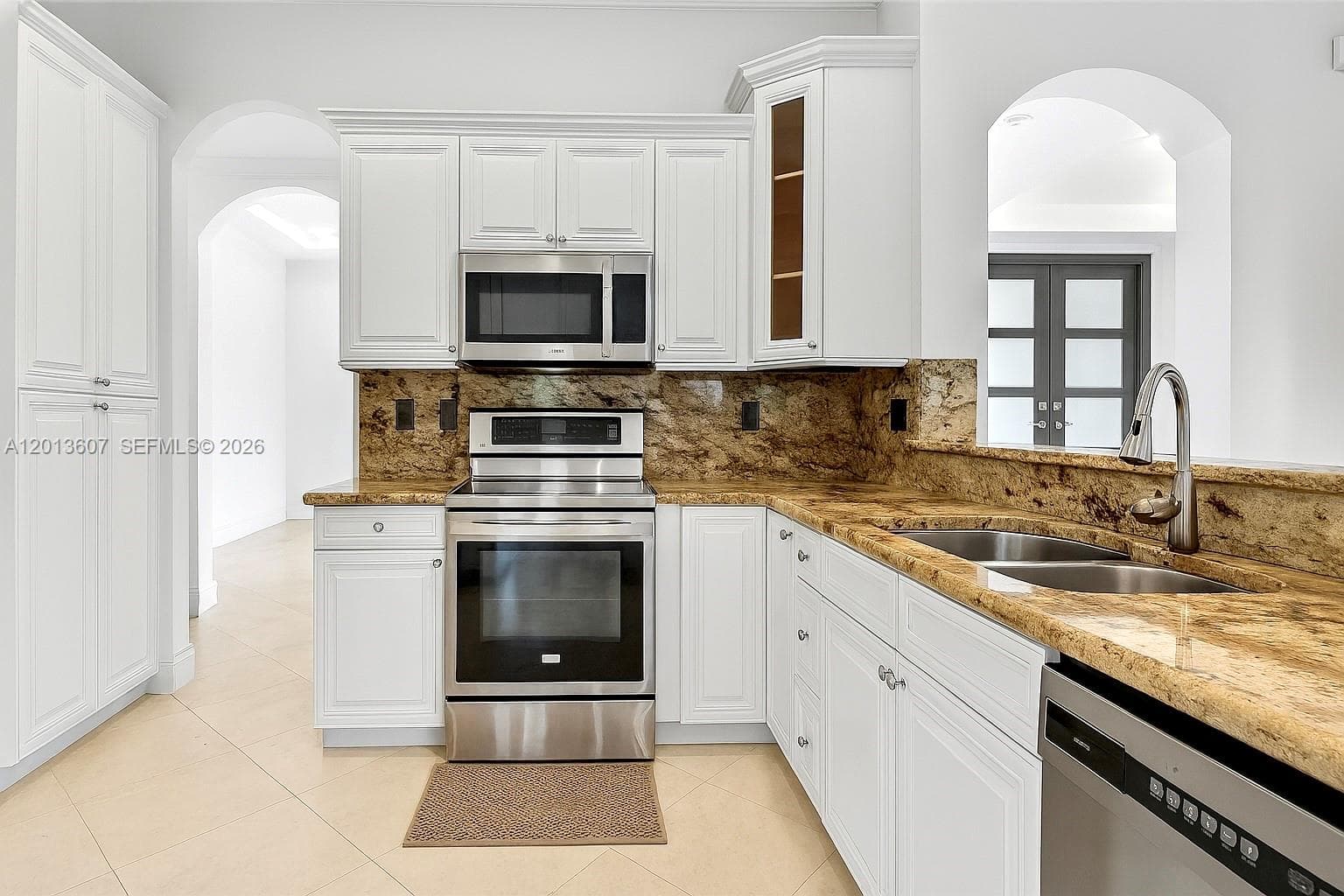 16763 NW 77th Path, Miami Lakes, FL 33016 photo 3