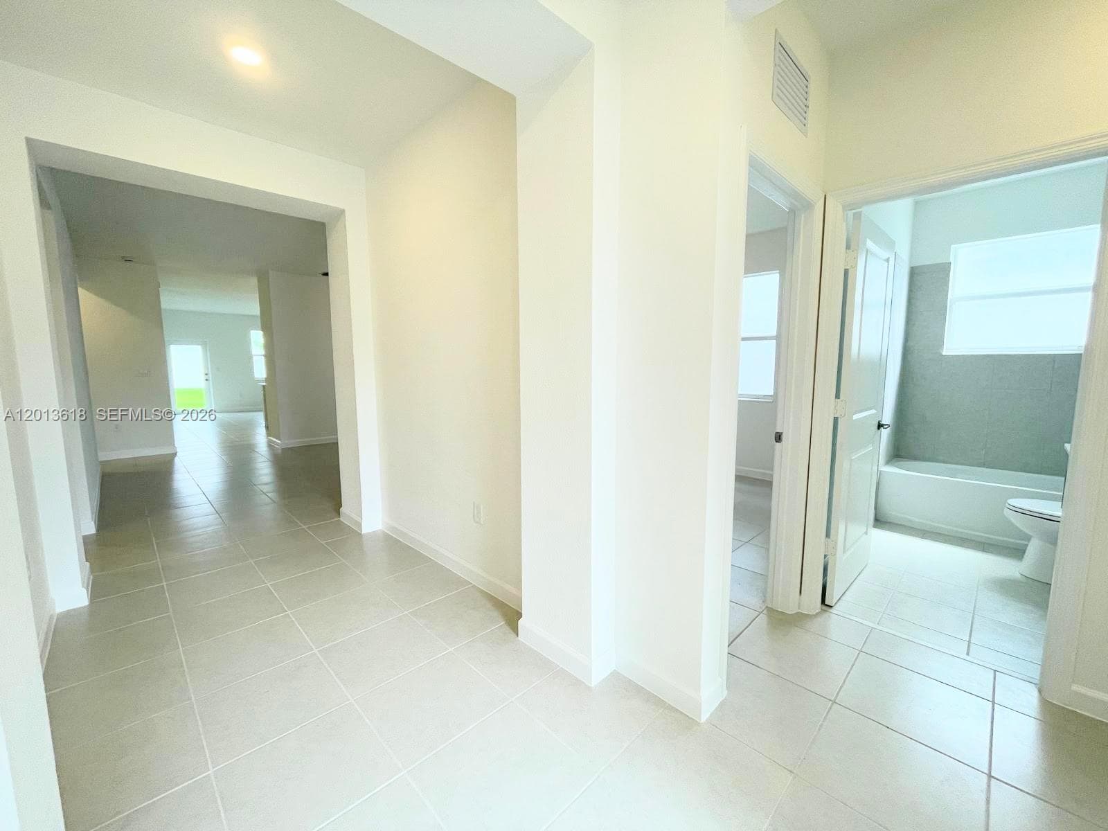 863 SE 26th Ter # 0, Homestead, FL 33035 photo 5